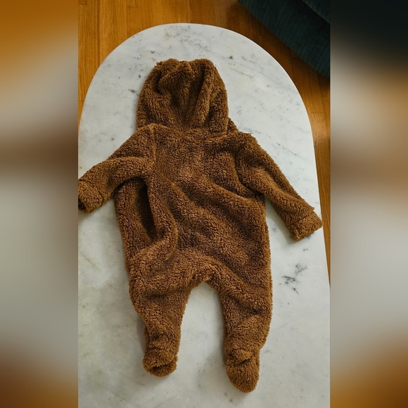 Brown bear bunting, fleece outfit, with ears and footies 6-12M - Picture 4 of 5